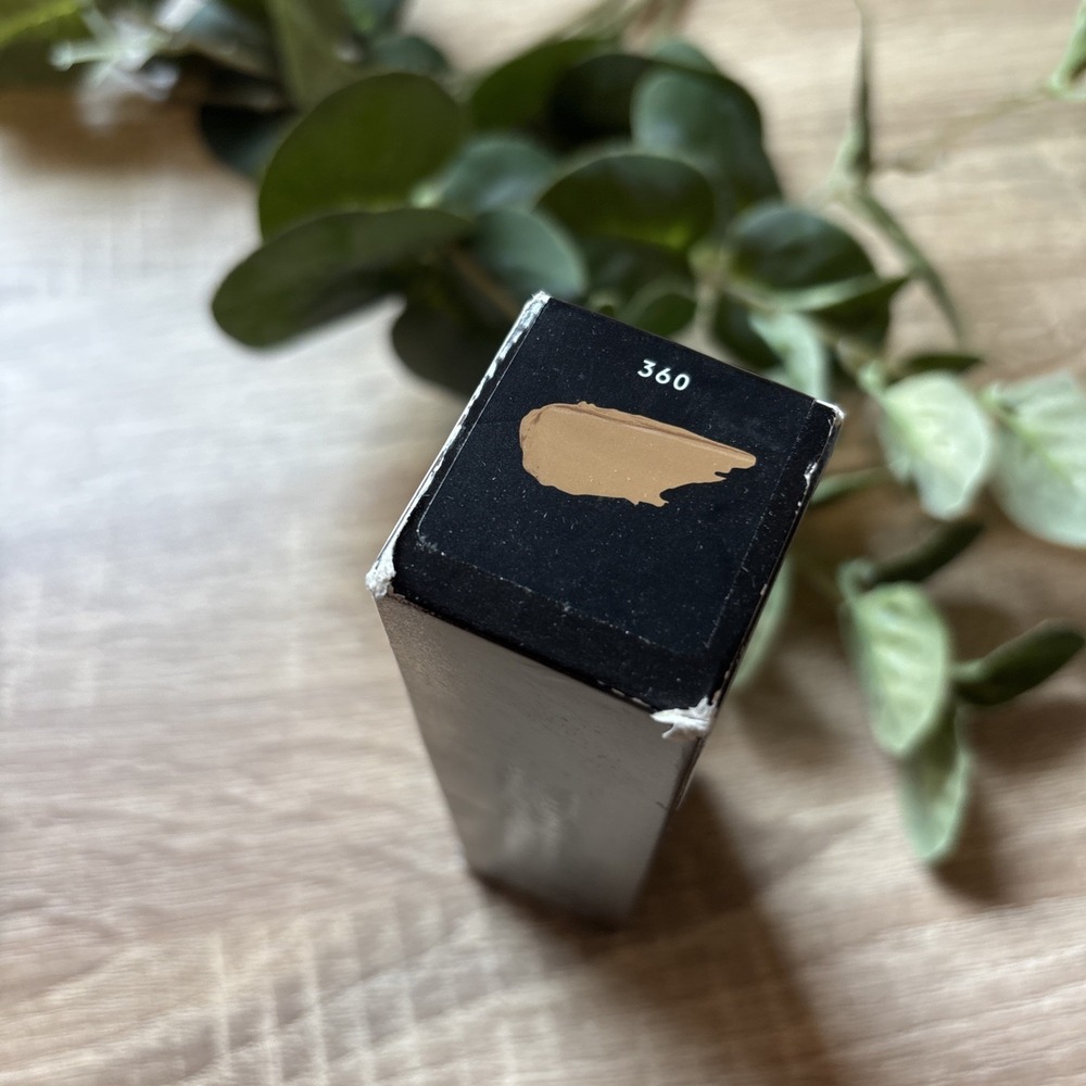 Fenty Beauty Pro Filt'r Soft Matte Longwear Liquid Foundation #360 ~ 1.08 fl oz - Picture 2 of 3